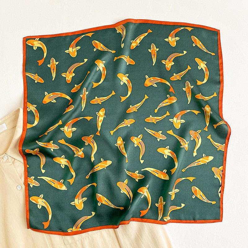 Foulard en soie naturelle, motif poisson chic