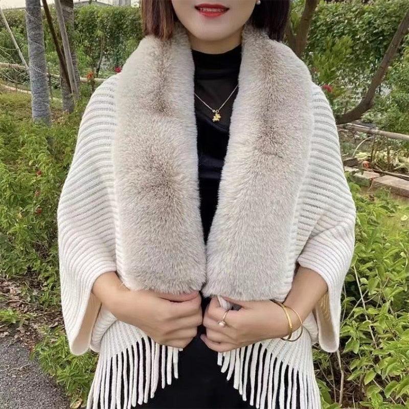 Poncho en cachemire et fausse fourrure Luxe & Style